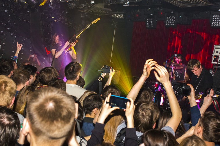 Фото A Place To Bury Strangers (USA) 