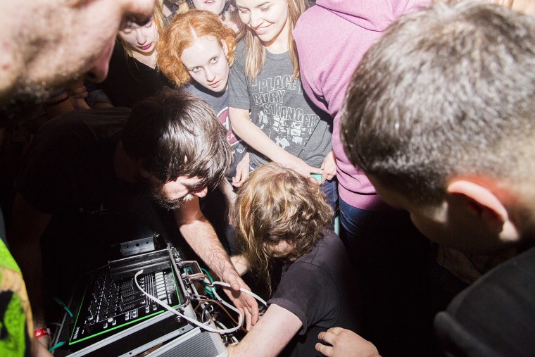 Фото A Place To Bury Strangers (USA) 