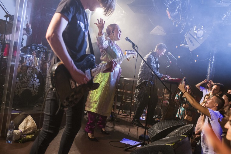 Фото Guru Groove Foundation 