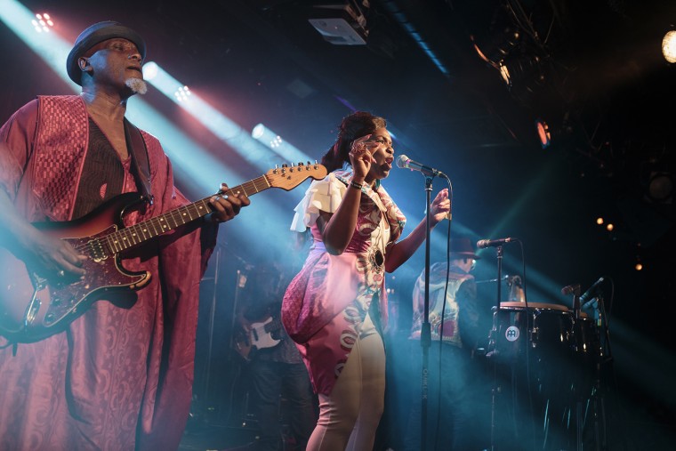 Фото Ibibio Sound Machine 