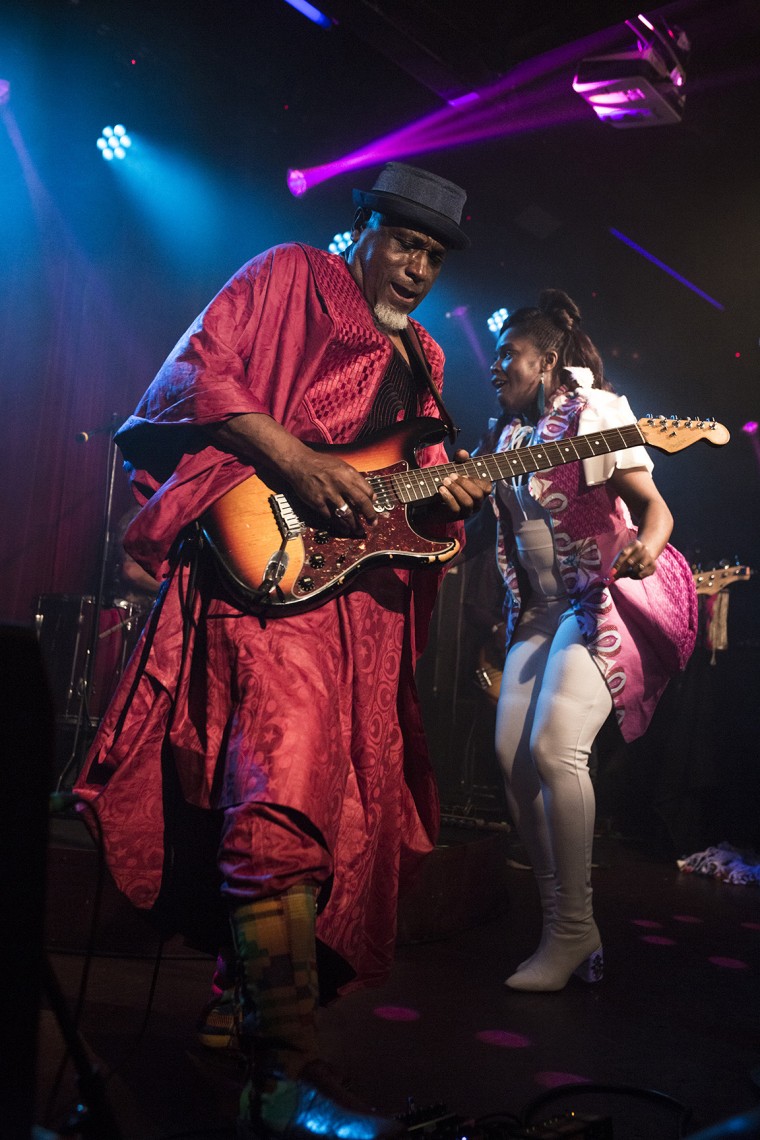 Фото Ibibio Sound Machine 