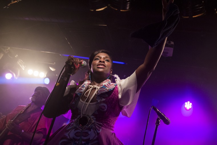 Фото Ibibio Sound Machine 