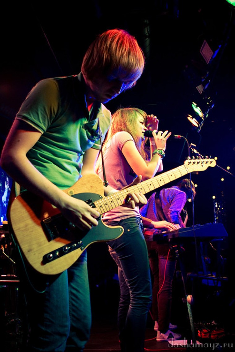 Фото LIVE ON MIX: MARI! MARI!, COOCKOO 