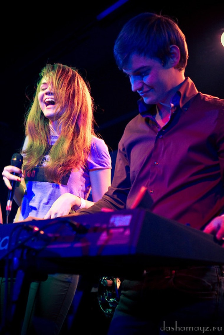 Фото LIVE ON MIX: MARI! MARI!, COOCKOO 