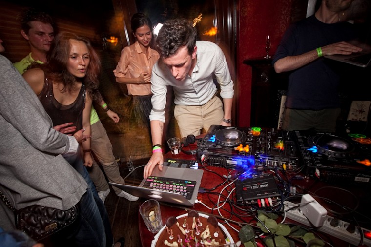Фото Tesla Boy Afterparty на Красной веранде 