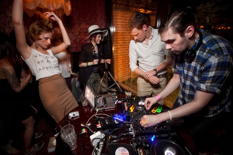 Фото Tesla Boy Afterparty на Красной веранде 