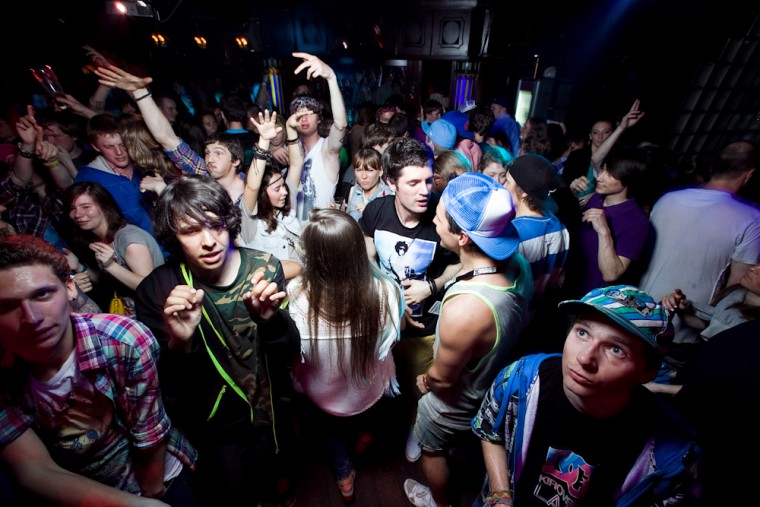 Фото Party Up! <br>Moustache Edition 
