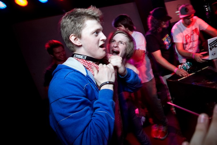 Фото Party Up! <br>Moustache Edition 