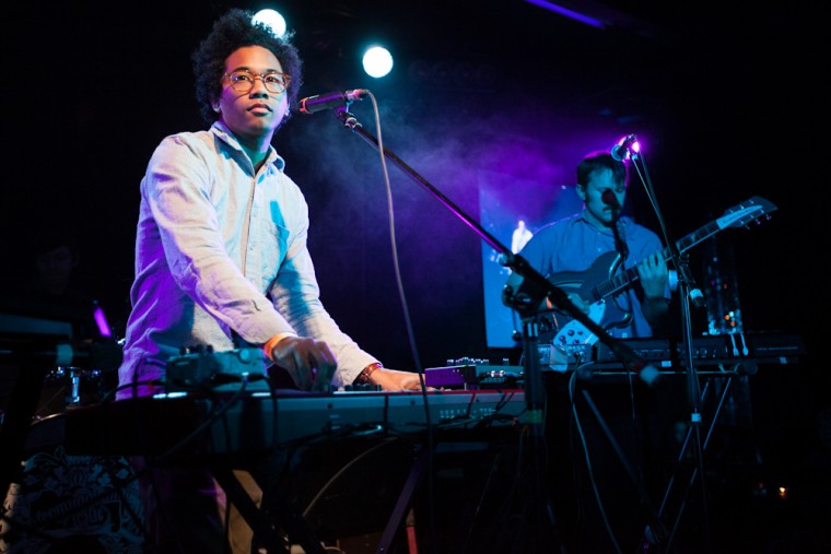 Фото Toro Y Moi 