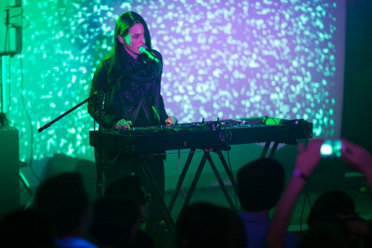 Фото Cold Cave (США) 